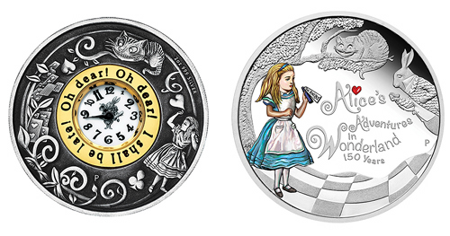 時計が埋め込まれた銀貨とアリスがカラーで描かれた銀貨の「不思議の国 