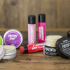 甘いはちみつやいちごが香るLUSHの乾燥知らずの潤いリップケアアイテム発売