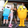 ドクターマーチン × アドベンチャー・タイム コラボ第3弾記念！双子モデルmim・mamとフィン＆ジェイクにファン大感激！