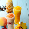 “白桃＆ベリー”と“パイン＆マンゴー”のジューシーさが楽しめる！カフェ・ド・クリエから贅沢なアイスドリンクが新登場