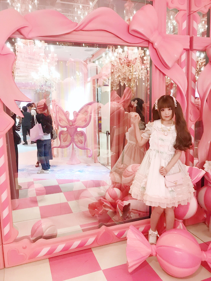 巨大パステルのドーナツやピンクのバスタブまで 渋谷109に 世界一かわいい プリ機専門店 Moreru Mignon モレルミニョン オープン Kunikaがプロデュース 画像11 Sgs109