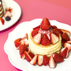 300％いちご増量にあまおうのパフェも♪ J.S. PANCAKE CAFEにていちご尽くしな春のフェア『Strawberry Feels Forever』開催！先行試食会やビュッフェも実施