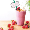 トップに豆乳ホイップクリームとグラノーラをトッピング♪ タリーズコーヒー銀座三越コミュ店より、『ベリーベリーヨーグルトスムージー』1週間限定で登場