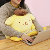丸っとしたキュートなフォルム＆ベレー帽も忠実に再現♡ 後ろ姿まで可愛い『PCクッション ポムポムプリン』プレミアムバンダイに新登場