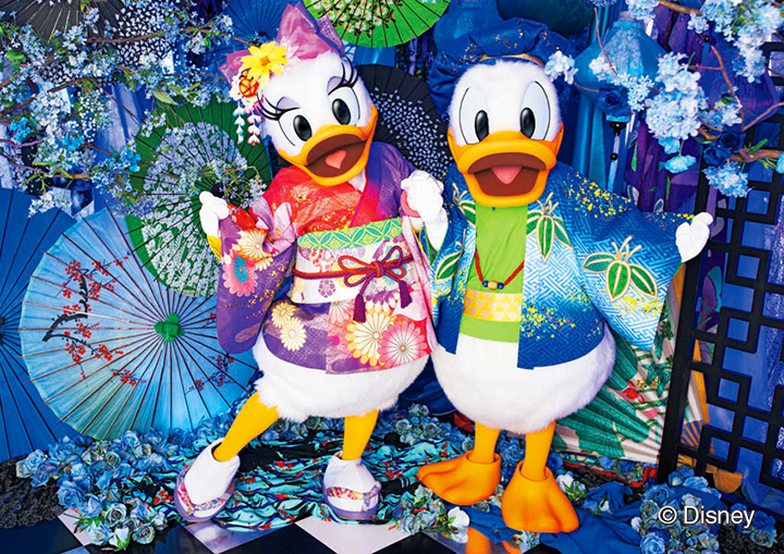 ミッキーと仲間たち ディズニープリンセスやヴィランズまで 東京ディズニーリゾート35周年 を祝して 蜷川実花がとらえた色鮮やかな作品集が発売 画像3 Sgs109