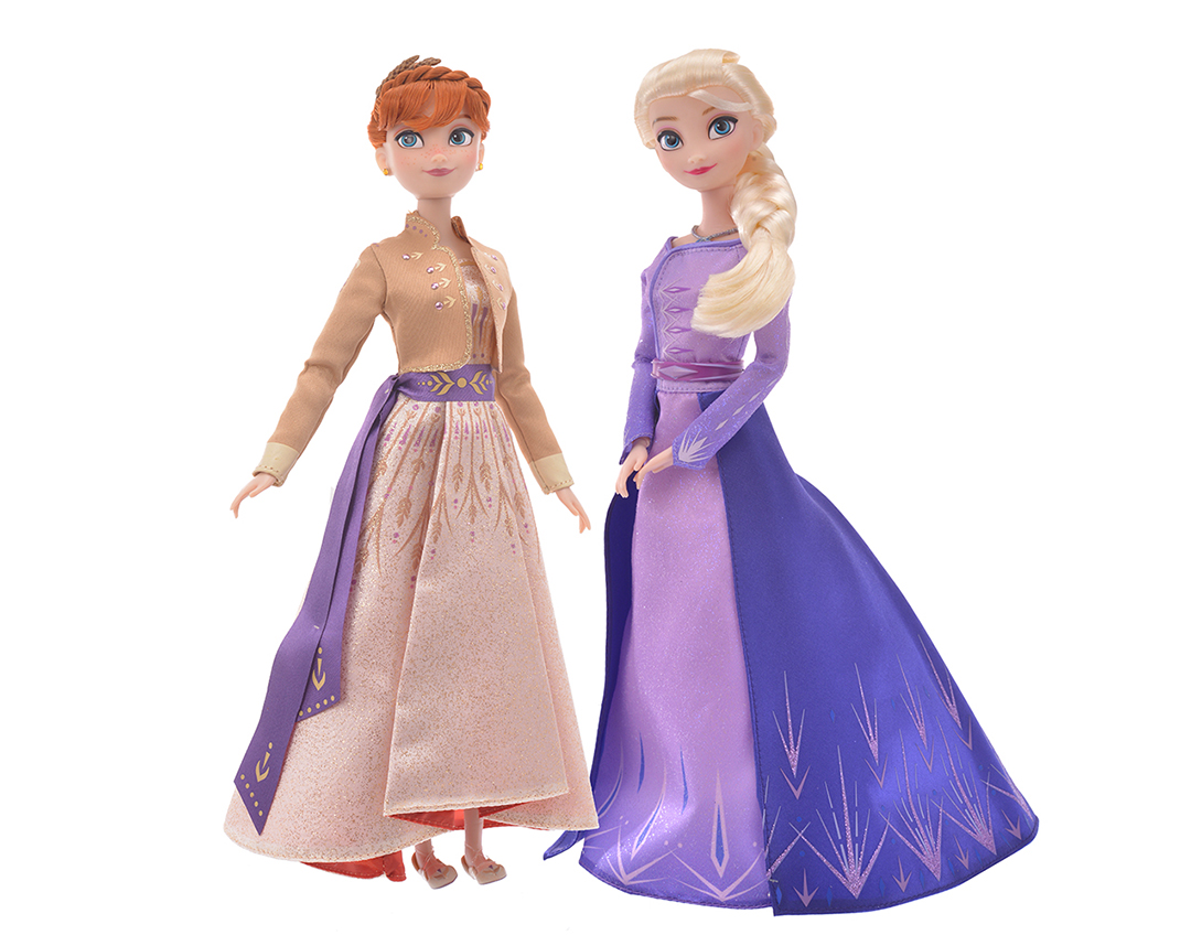 アナとエルサが最新作の衣装でお目見え 映画 アナと雪の女王２ 関連アイテムがディズニーストアから発売 詳細記事 Sgs109