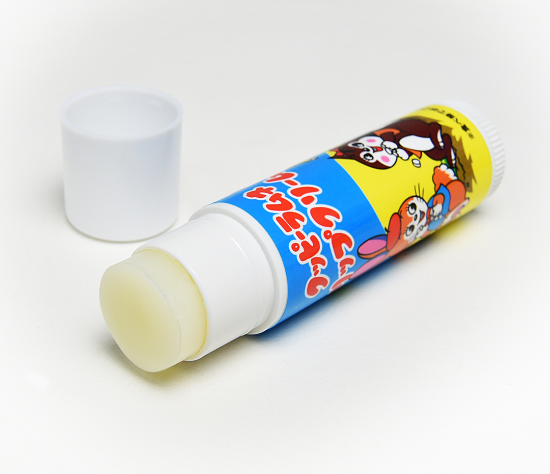 クッピーラムネがリップクリームに レトロなイラストのパッケージ 甘ずっぱい口どけを再現した クッピーラムネリップクリーム 発売 画像2 Sgs109