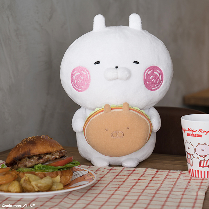 バーガーに飛びつくうさまるのクッションも♡ 大人気LINEスタンプ