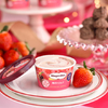 ハーゲンダッツ ミニカップ『苺のトリュフ』期間限定で発売！苺の豊かな風味がパリパリとした食感のチョコとともに楽しめる♡