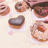 クリスピー・クリーム・ドーナツに“チョコ尽くし”のバレンタインドーナツ 『CHOCO MANIA』が期間限定で登場！「フォンダンショコラ」や「生チョコ」の味わいも楽しめる♪