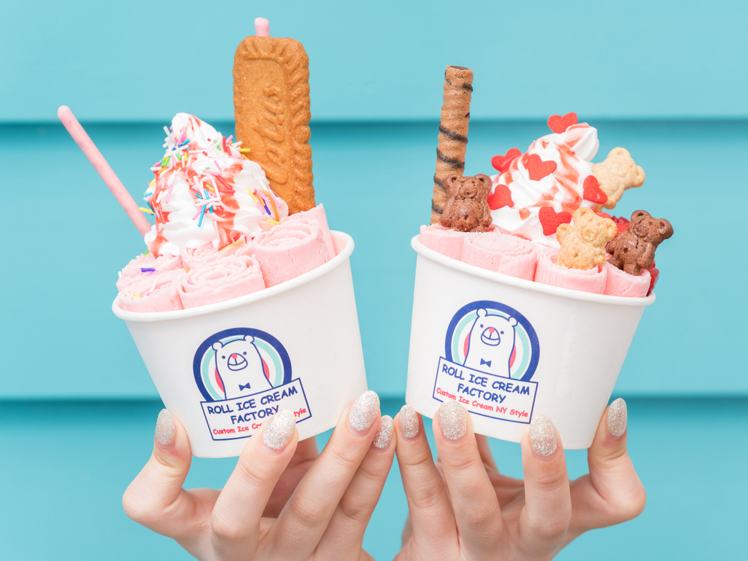 ロール アイスクリーム ファクトリー 大阪 道頓堀店 クーポン提示でスペシャルトッピング無料