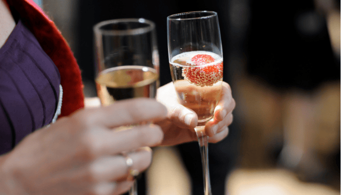 マッチングアプリと一人飲みを組み合わせる最強戦略