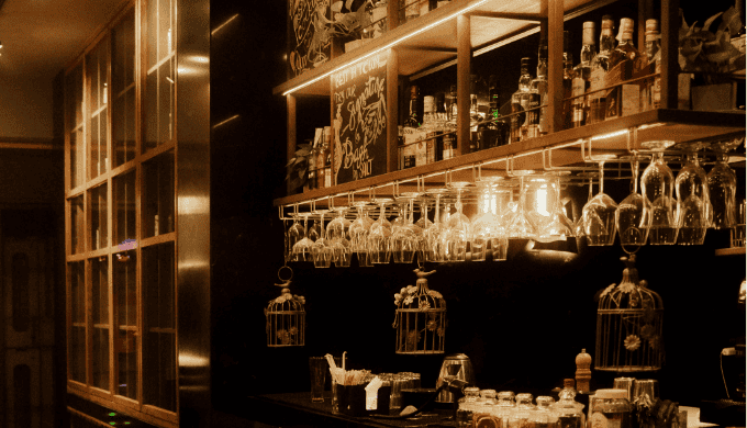 吉祥寺の一人飲み初心者が押さえるべき出会いのマナーと注意点