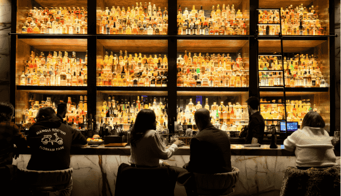 銀座一人飲みで出会いを成功させる10のコツ