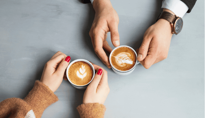 福岡での一人飲みから連絡先交換まで自然に繋げる方法